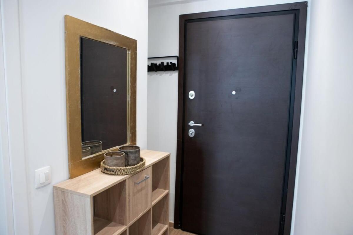 Cozy Modern Studio In Thessaloniki Διαμέρισμα Εξωτερικό φωτογραφία