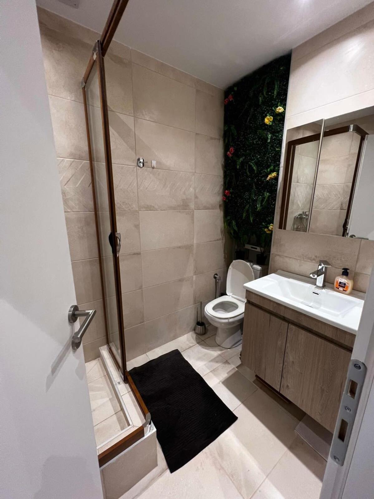 Cozy Modern Studio In Thessaloniki Διαμέρισμα Εξωτερικό φωτογραφία
