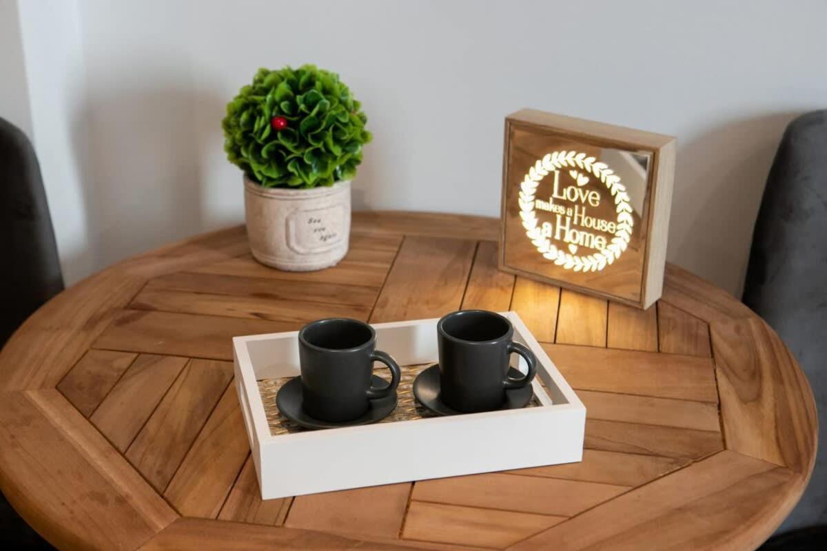 Cozy Modern Studio In Thessaloniki Διαμέρισμα Εξωτερικό φωτογραφία