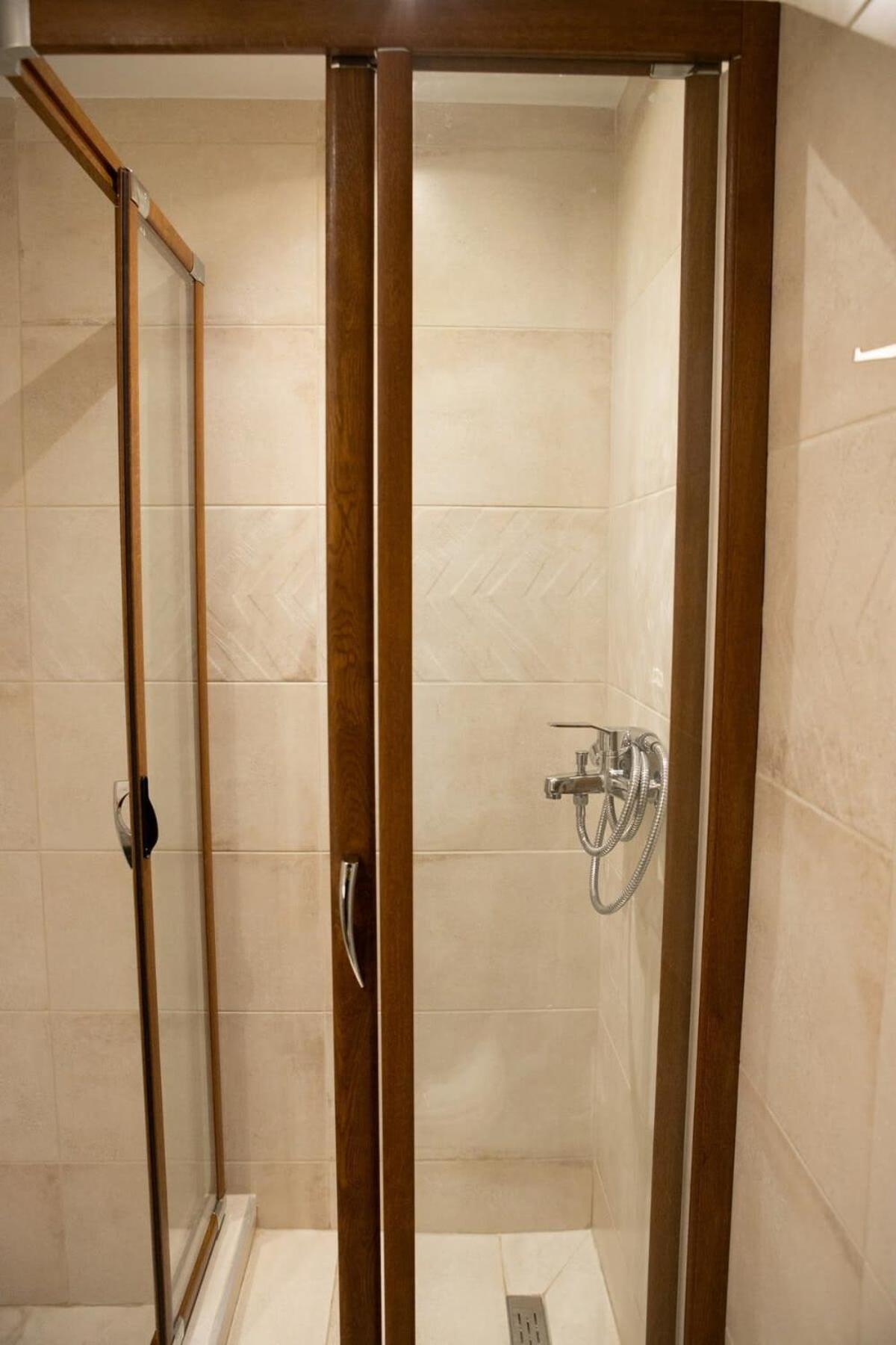 Cozy Modern Studio In Thessaloniki Διαμέρισμα Εξωτερικό φωτογραφία
